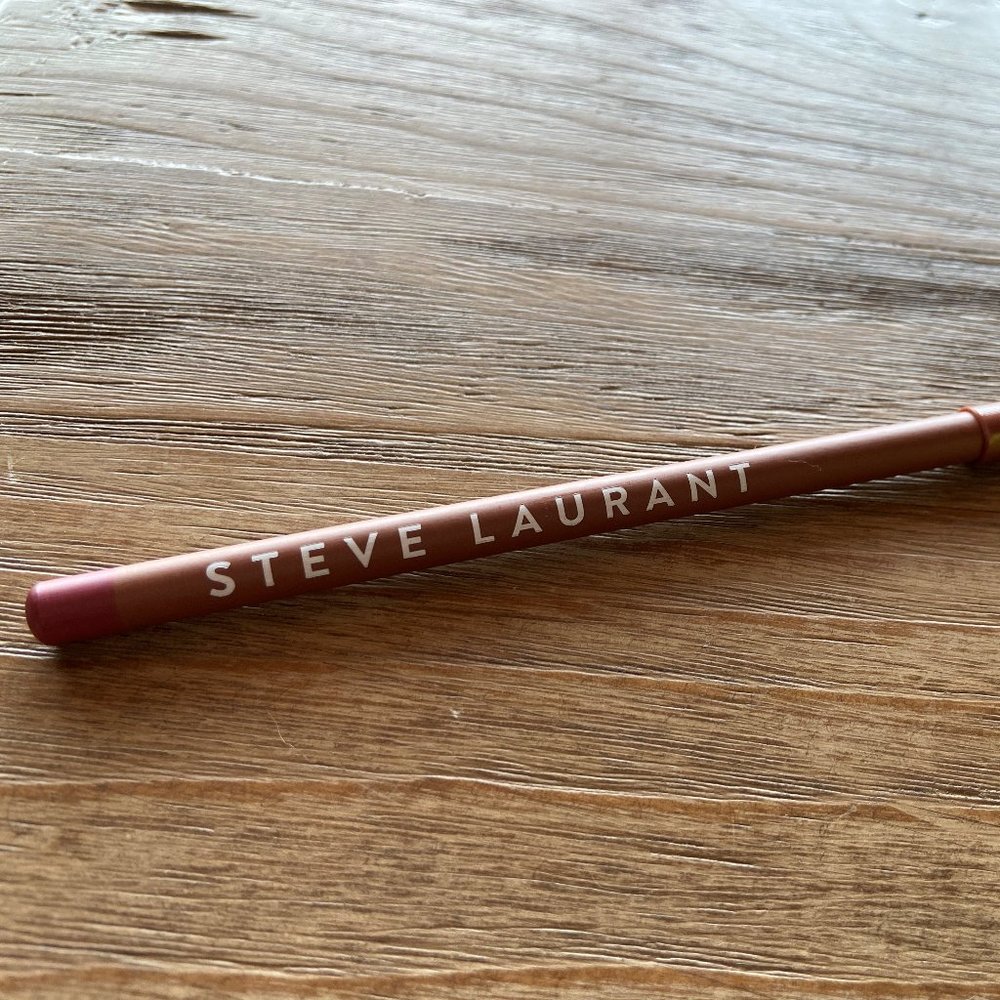 Steve Laurant Lip Liner